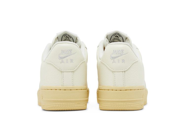Nike Wmns Air Force 1 '07 LX 'Coconut Milk'