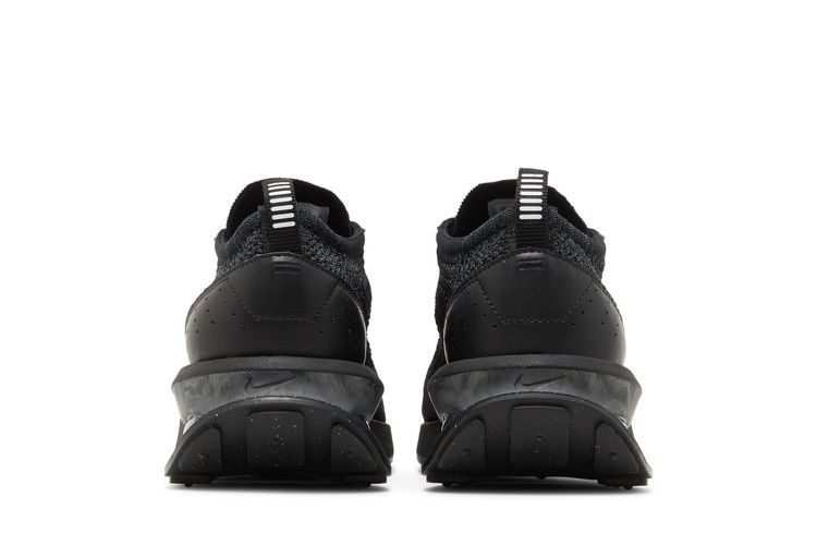 Nike Air Max Flyknit Racer 'Triple Black'