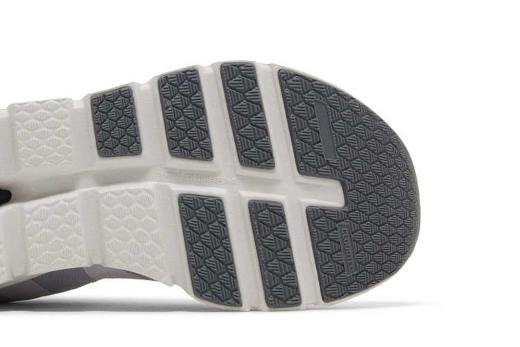 ON Wmns Cloudrunner Wide 'White Frost'