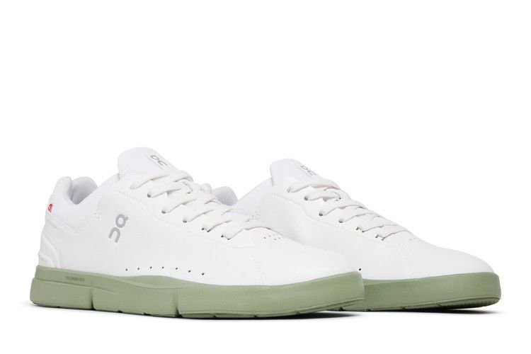 ON The Roger Advantage 'White Reseda'