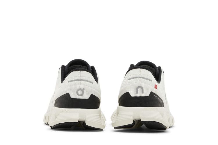 ON Wmns Cloud X 3 'White Black'
