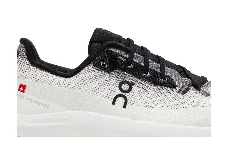ON Wmns Cloudtilt 'Black Ivory'