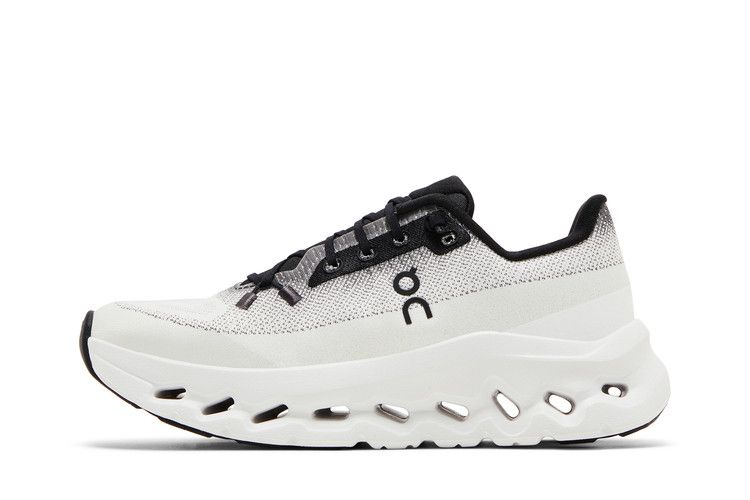 ON Wmns Cloudtilt 'Black Ivory'