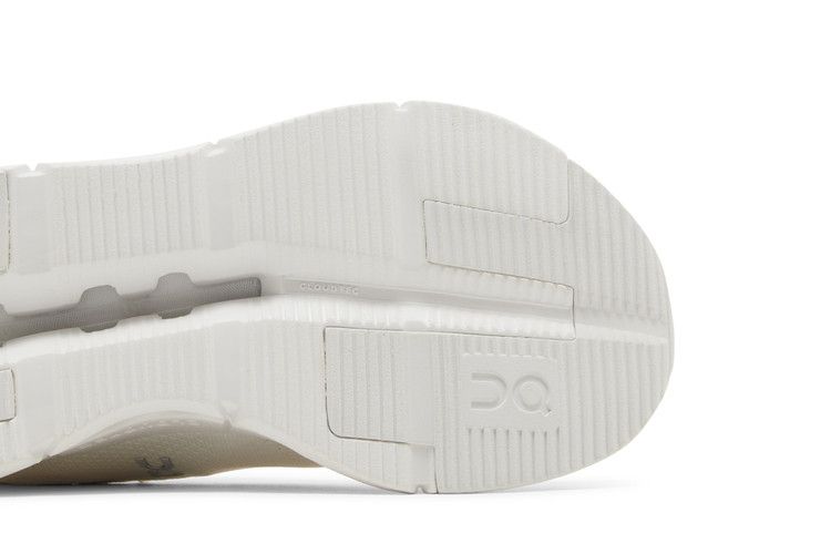 ON Wmns Cloudnova 'Undyed White'
