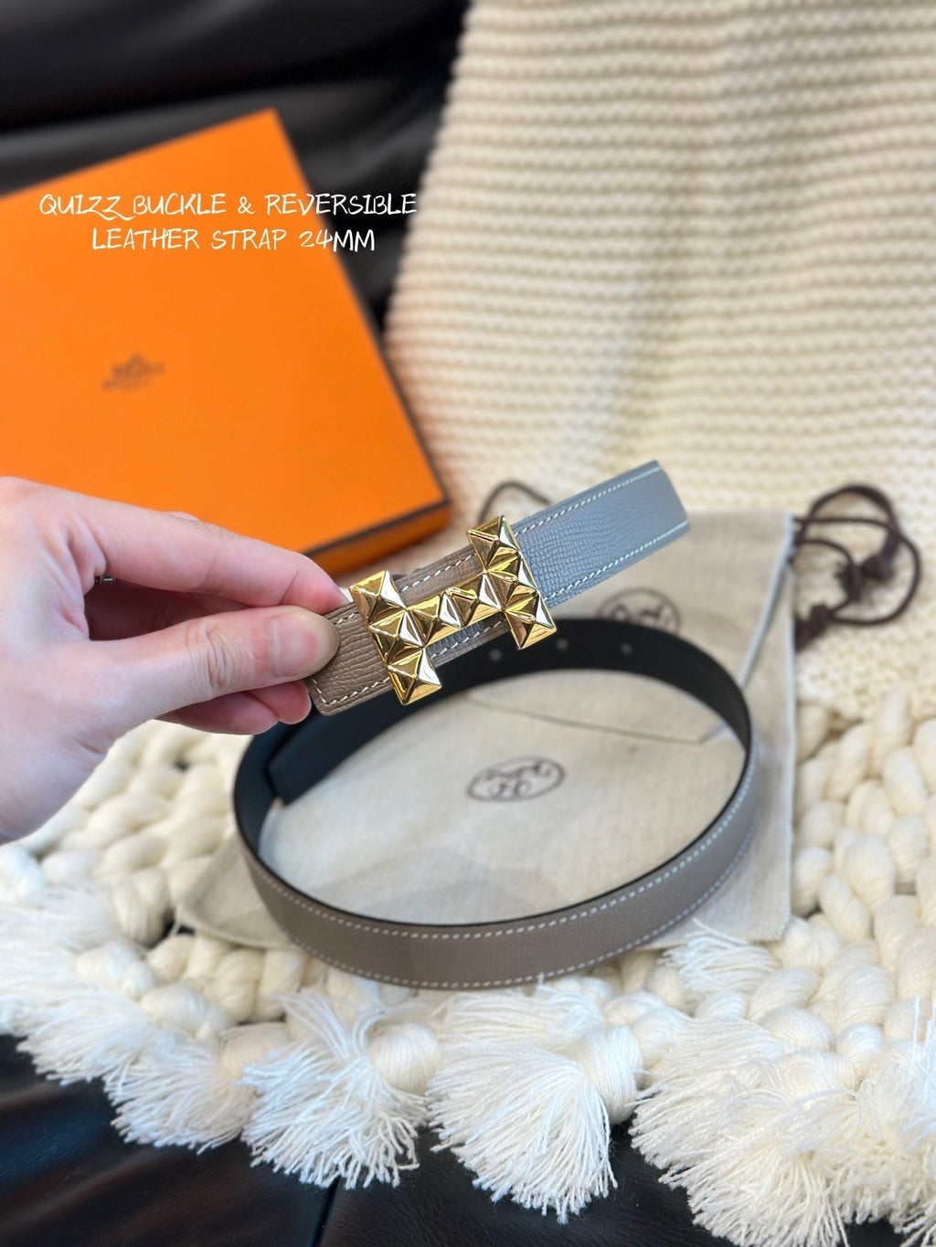 H QUIZZ PARTY BELT 24MM GOLD BUCKLE & REVERSIBLE GRAY AND BLACK LEATHER
