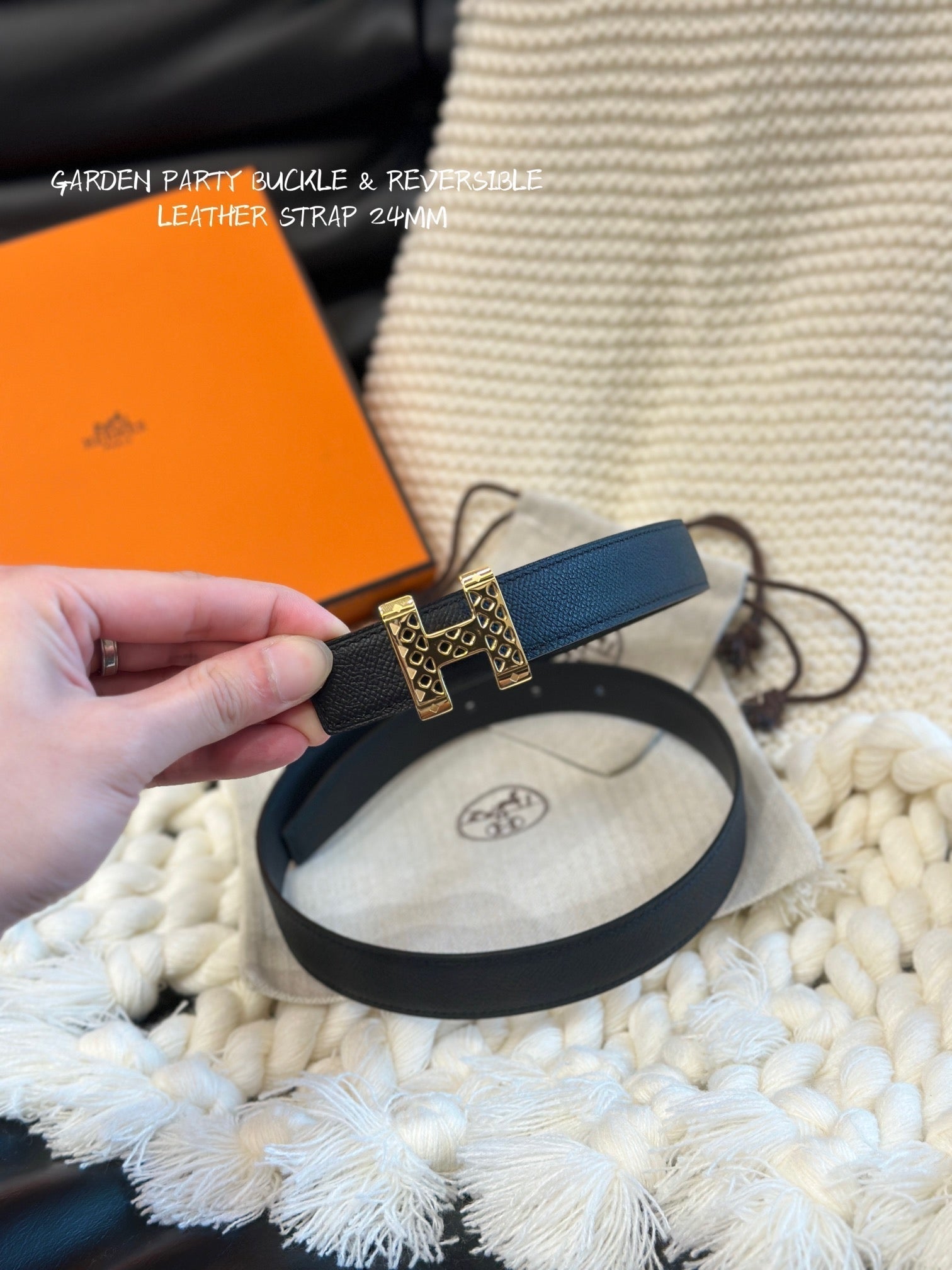 H GARDEN PARTY BELT 24MM GOLD BUCKLE & REVERSIBLE BLACK LEATHER