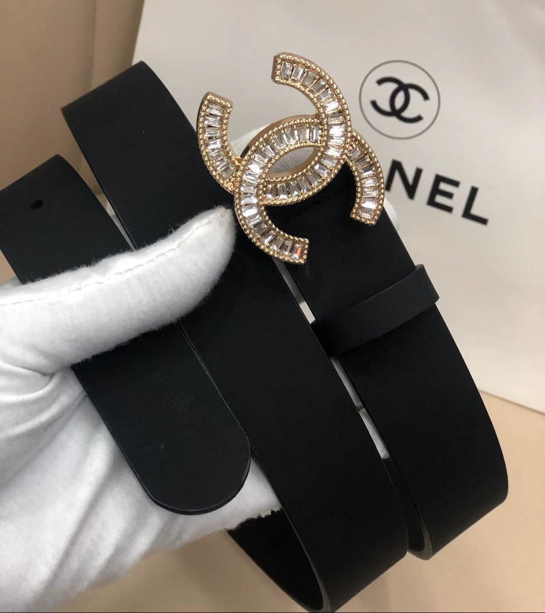 CC Classic Clasp Black Gold Buckle Calfskin Belt  614065