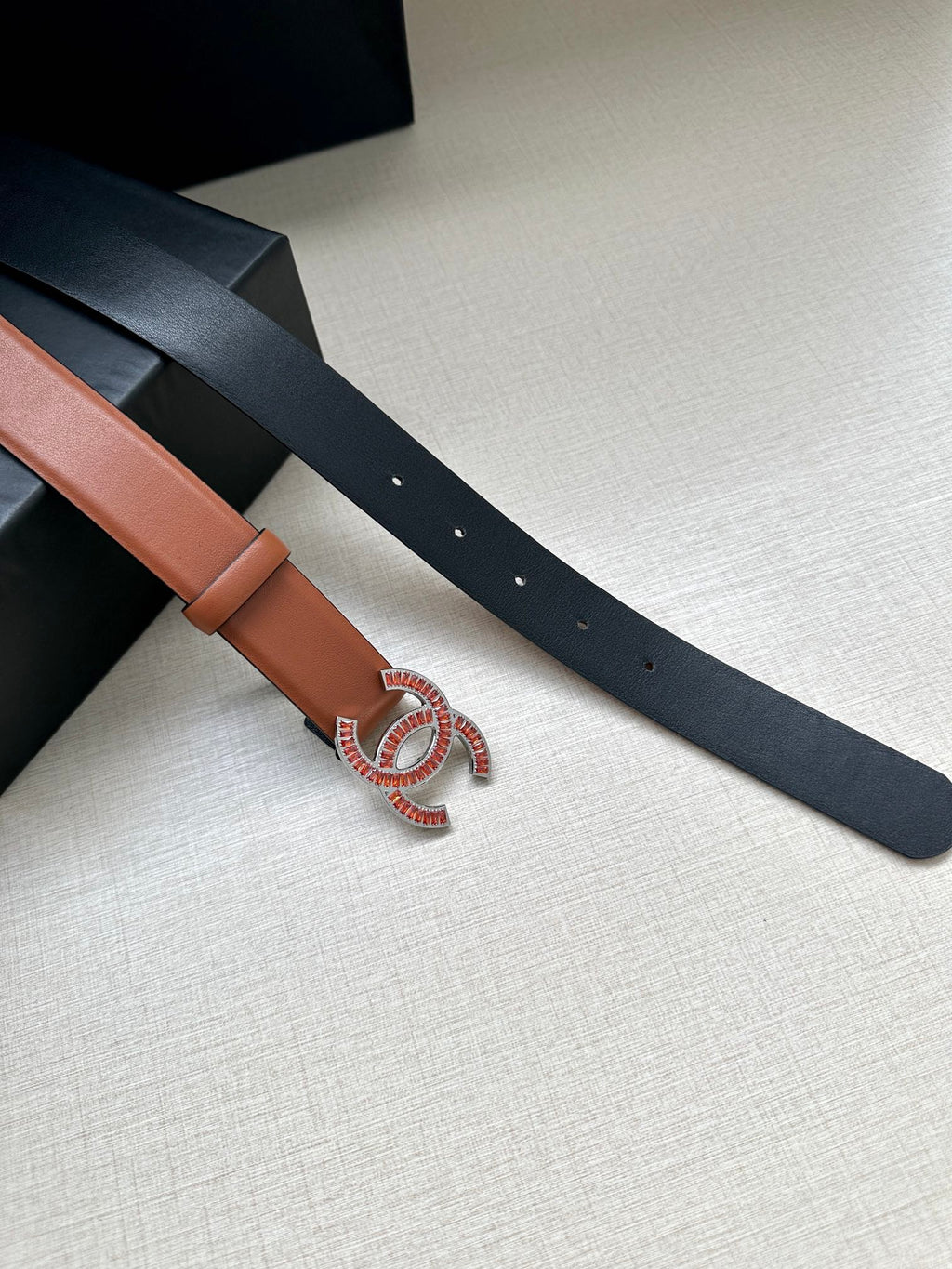CC Women's Belt 3.0CM Brown Black Cowhide Red Buckle 616969