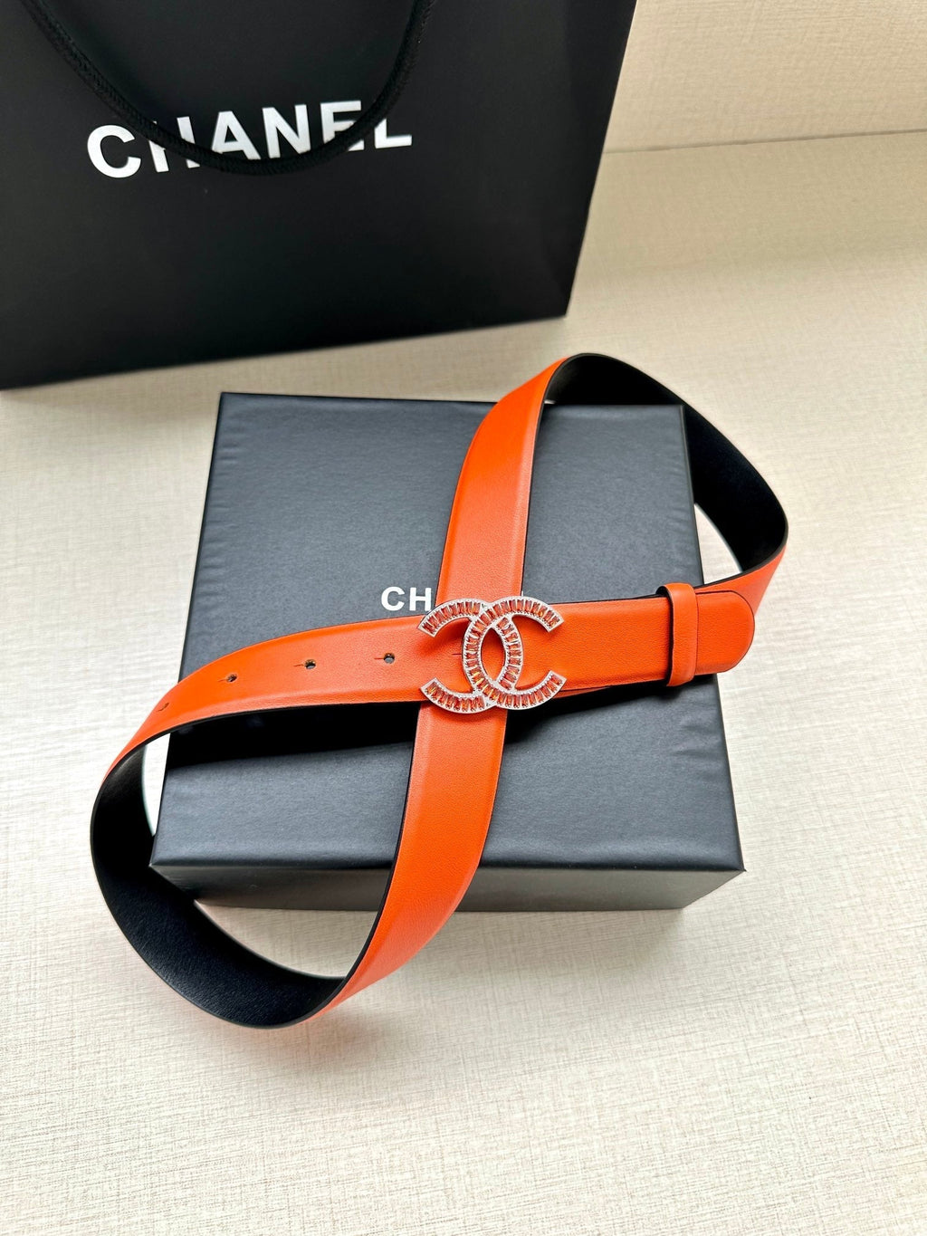 CC Women's Belt 3.0CM Orange Black Cowhide Red Buckle 616965
