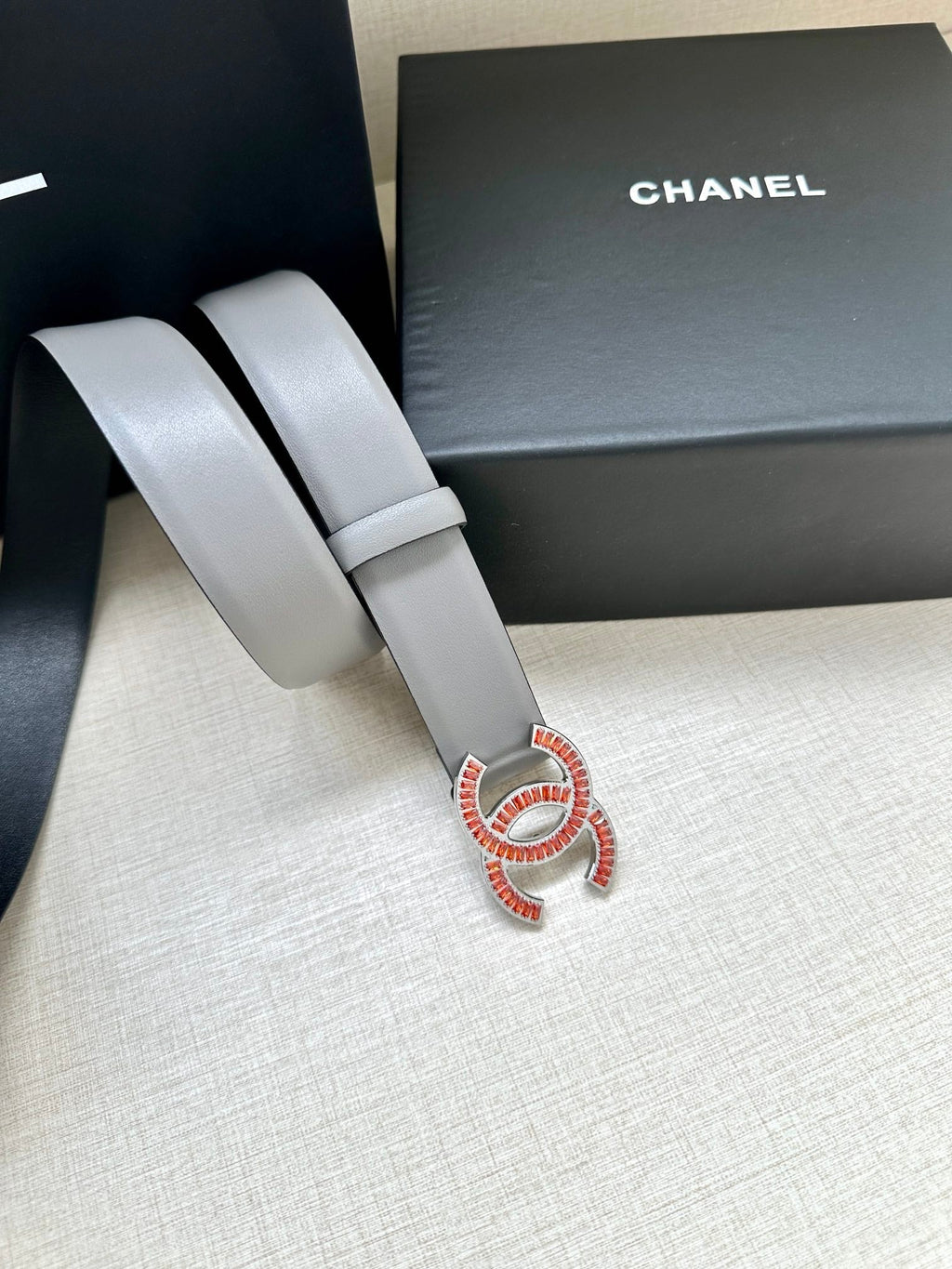 CC Women's Belt 3.0CM Gray Black Cowhide Red Buckle 616964