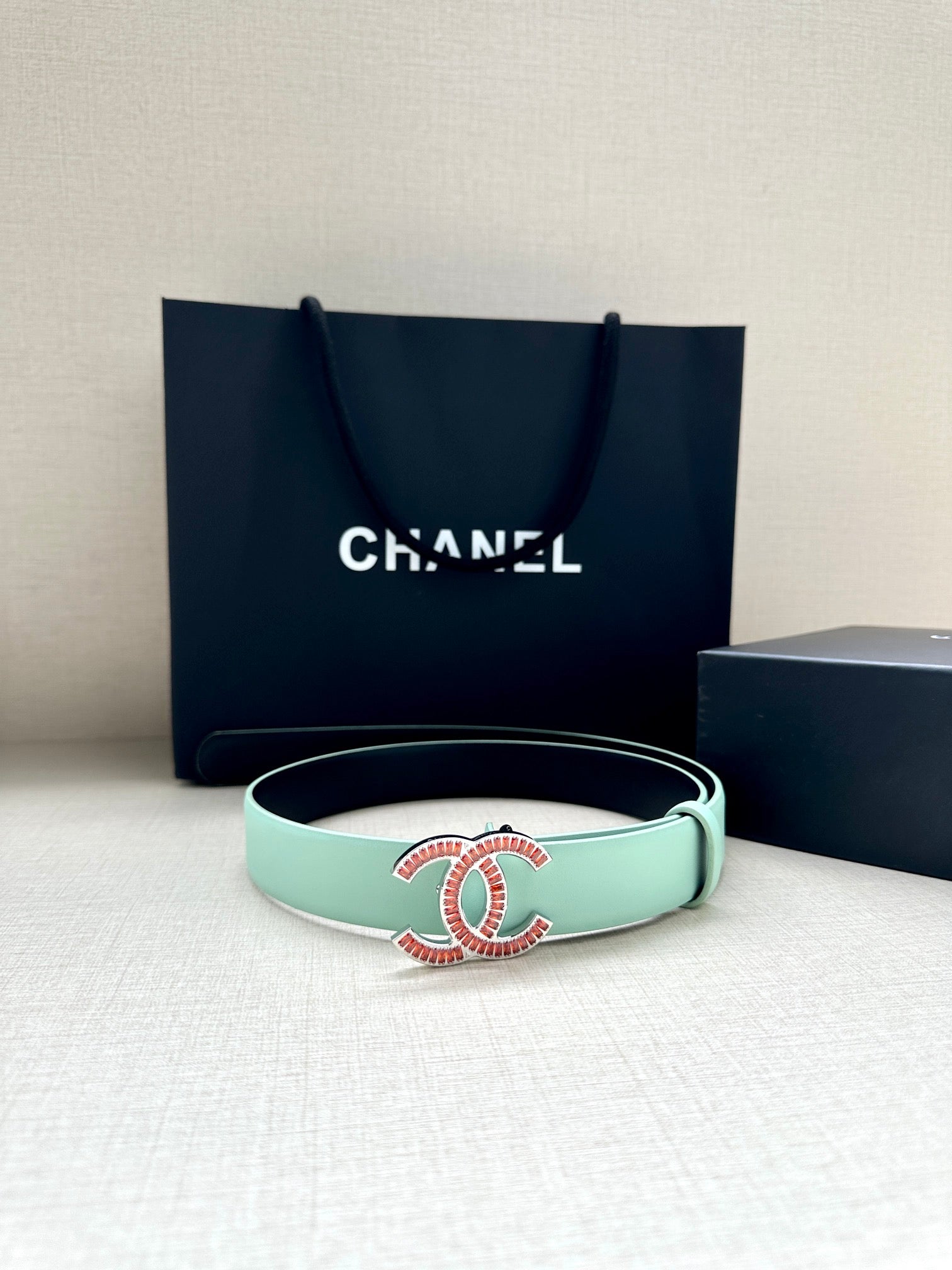 CC Women's Belt 3.0CM Mint Green Black Cowhide Red Buckle 616962