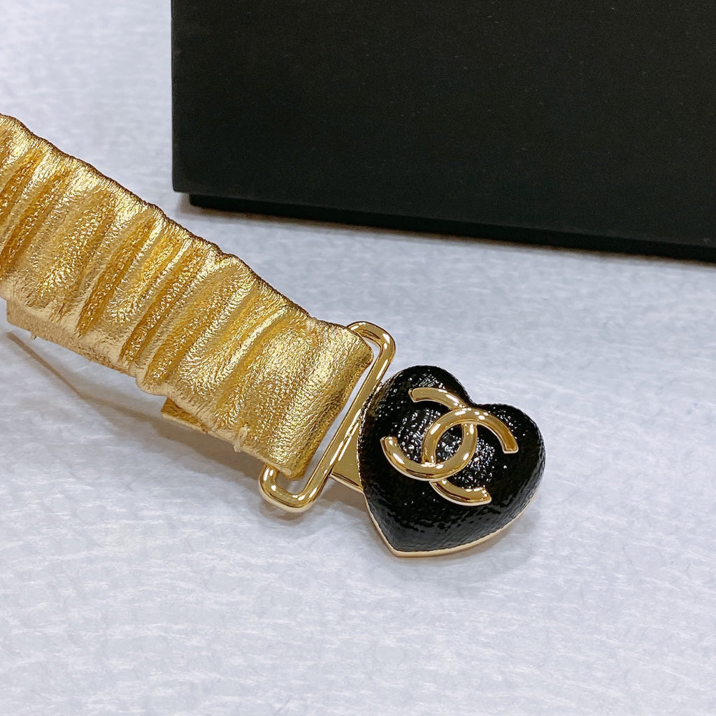 CC Women's Belt 3.0CM Gold Metallic Calfskin Black Heart Buckle 195973