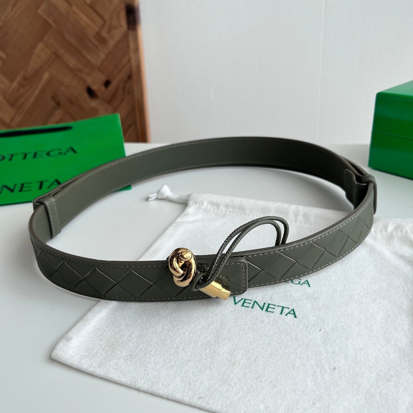 BV 26S Intreccio Andiamo Knot Buckle Belt 3cm Green Calfskin 204862