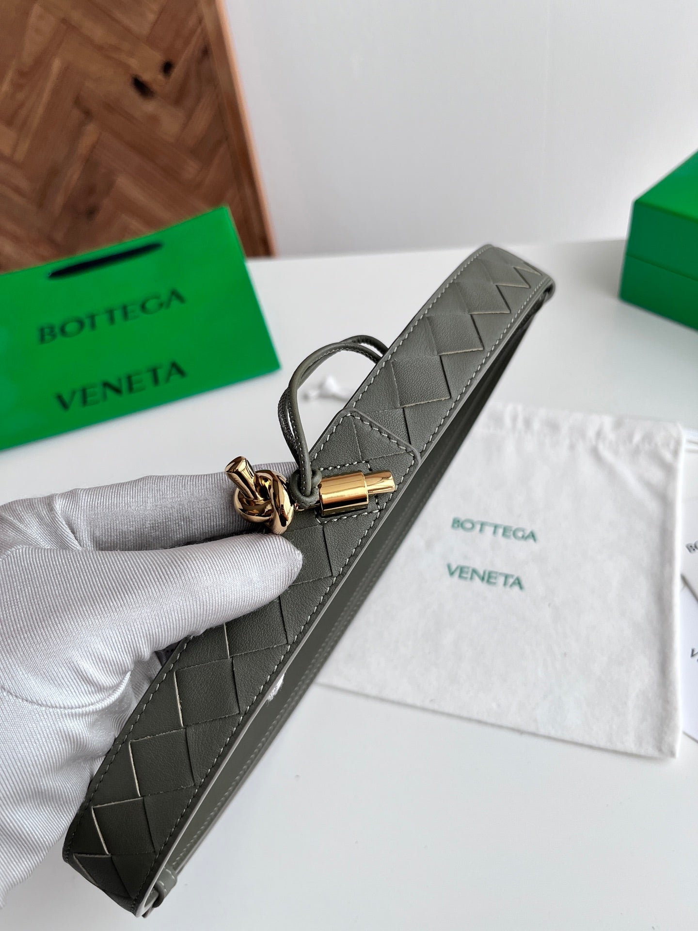 BV 26S Intreccio Andiamo Knot Buckle Belt 3cm Green Calfskin 204862