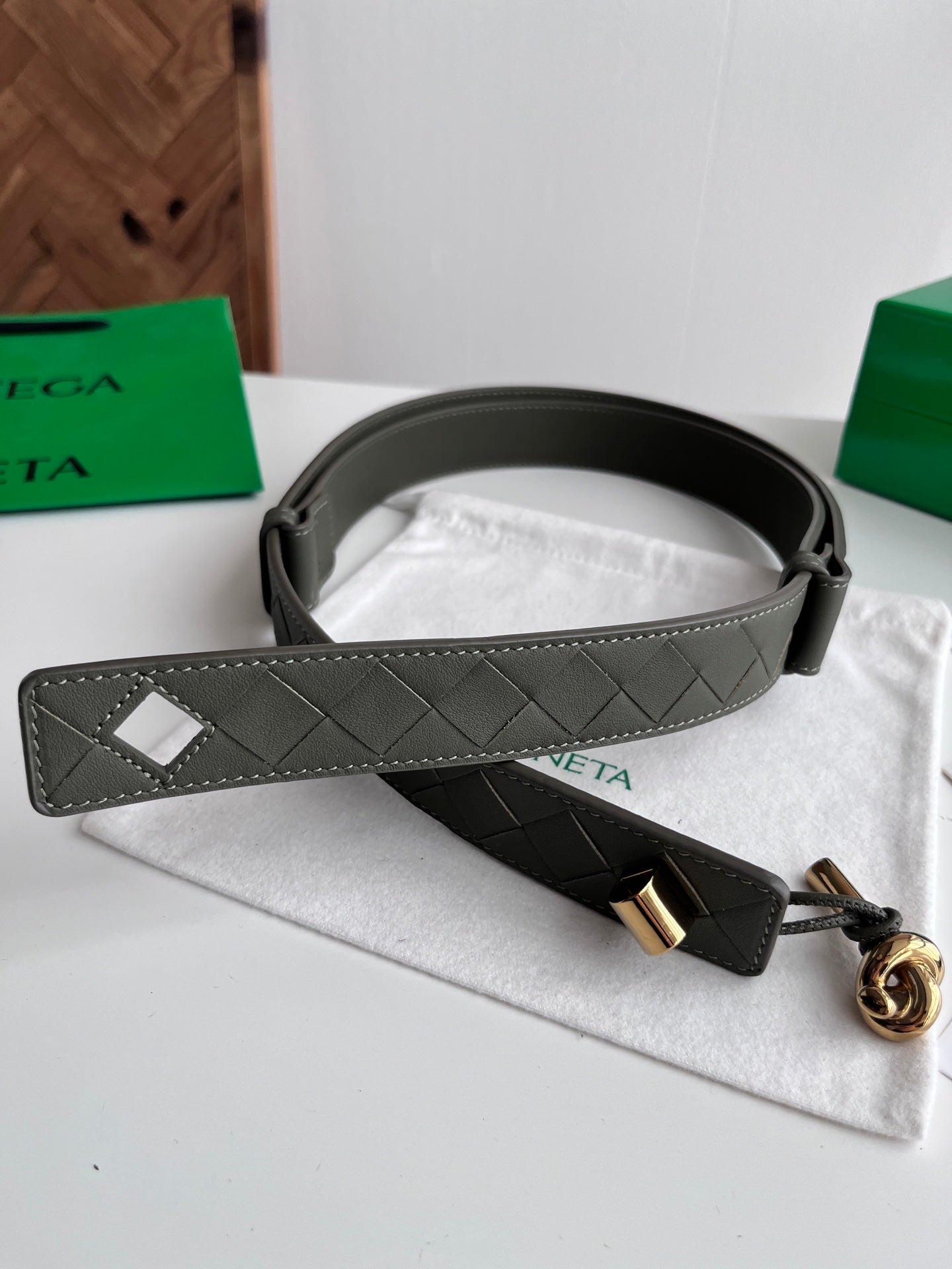 BV 26S Intreccio Andiamo Knot Buckle Belt 3cm Green Calfskin 204862