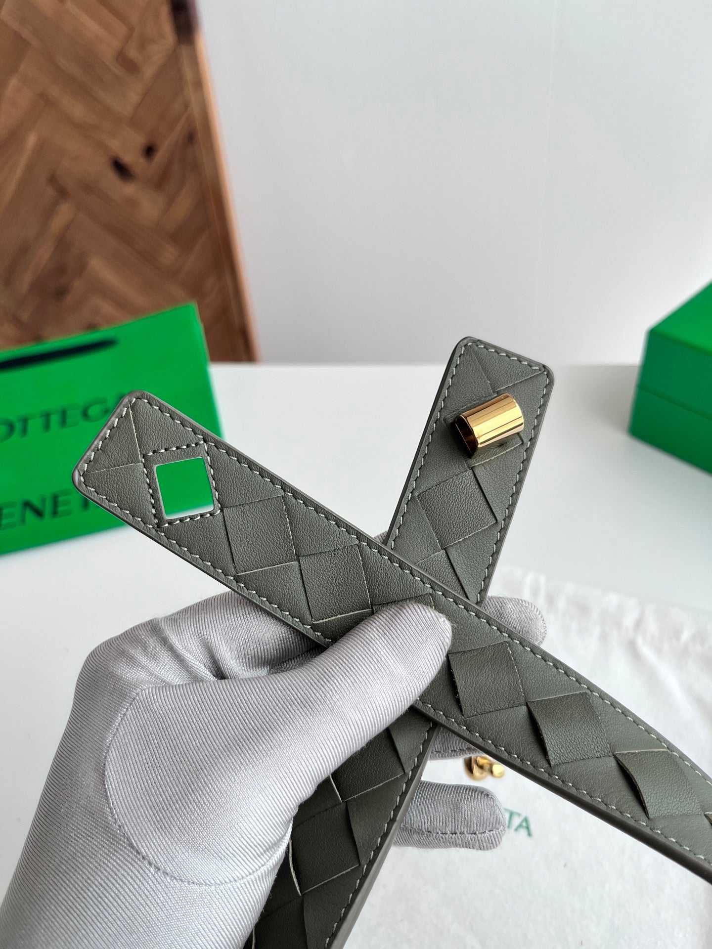 BV 26S Intreccio Andiamo Knot Buckle Belt 3cm Green Calfskin 204862