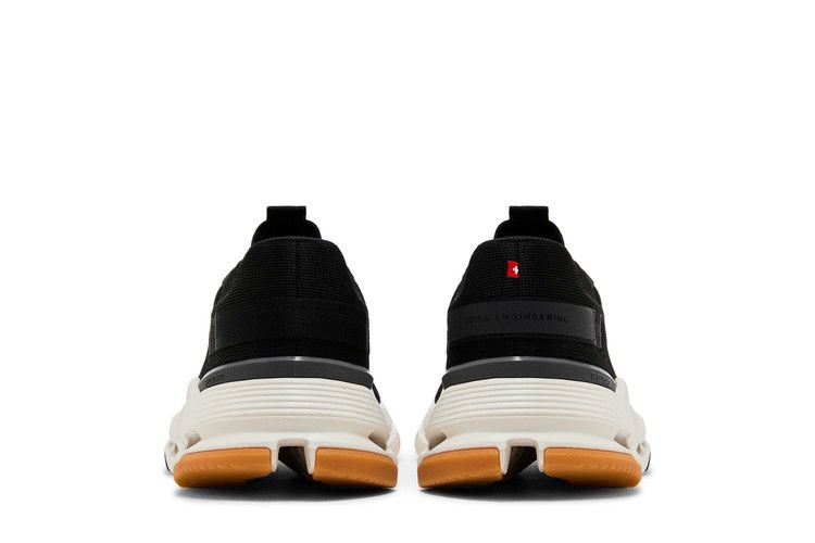 ON Cloudnova Form 2 'Black Ivory'