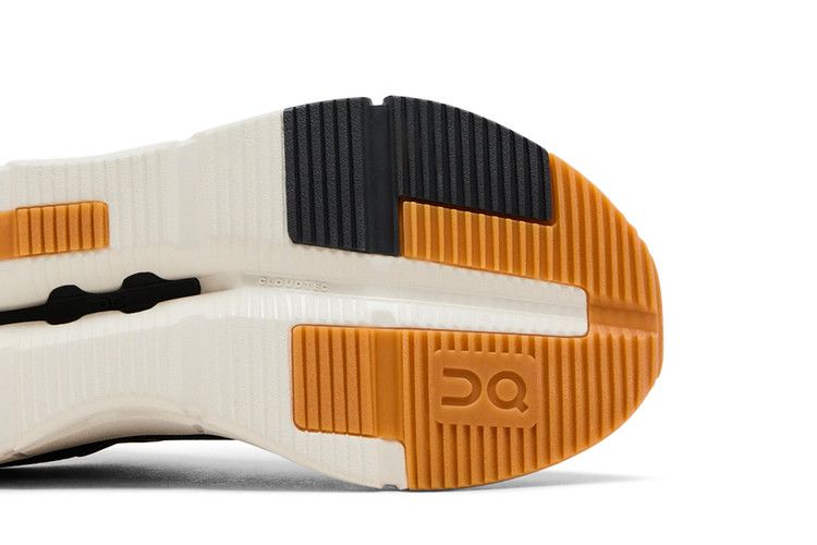 ON Wmns Cloudnova Form 2 'Black Ivory'