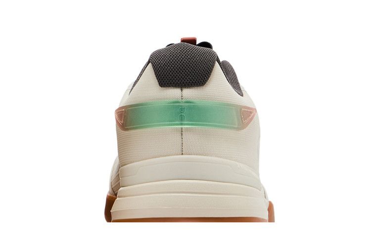The Roger Advantage Z5 'Cream Almond'