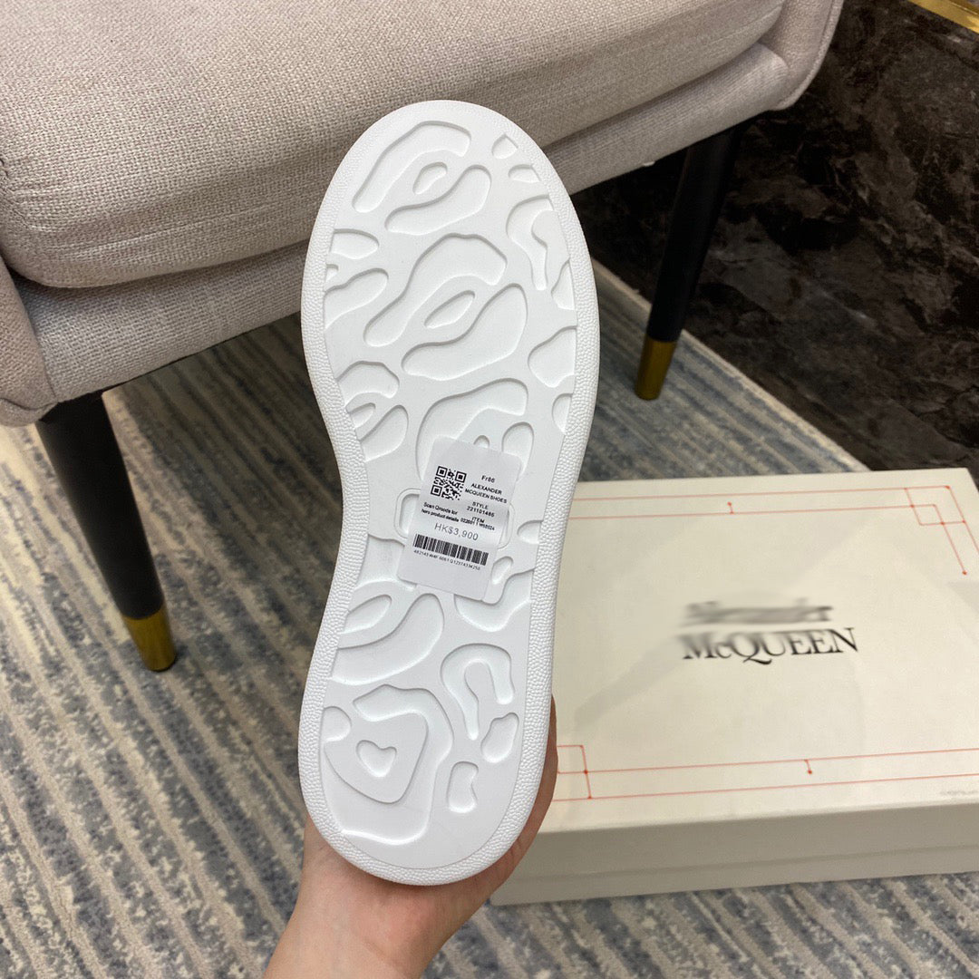 SE163  Men's Size 7-12   Women's Size 4-10