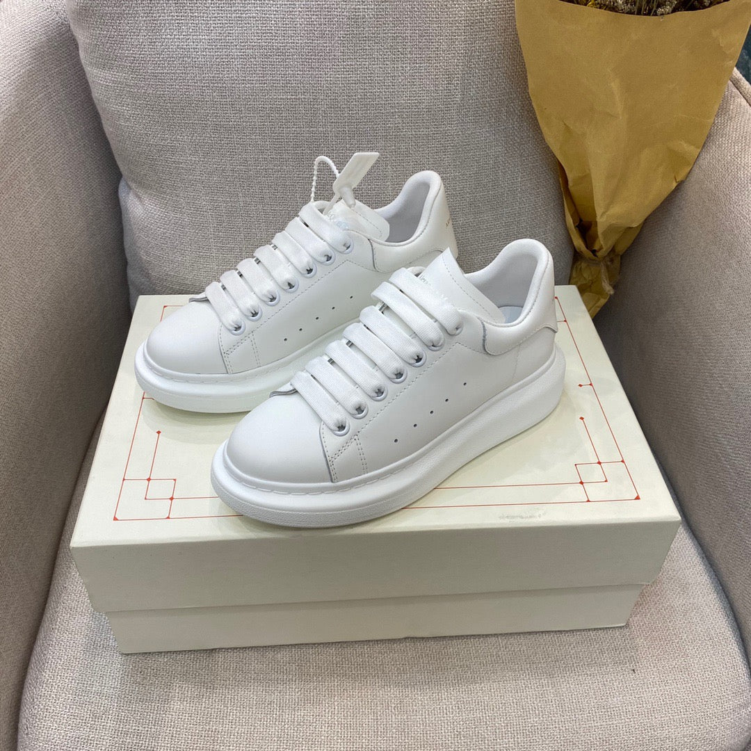 SE164  Men's Size 7-12   Women's Size 4-10