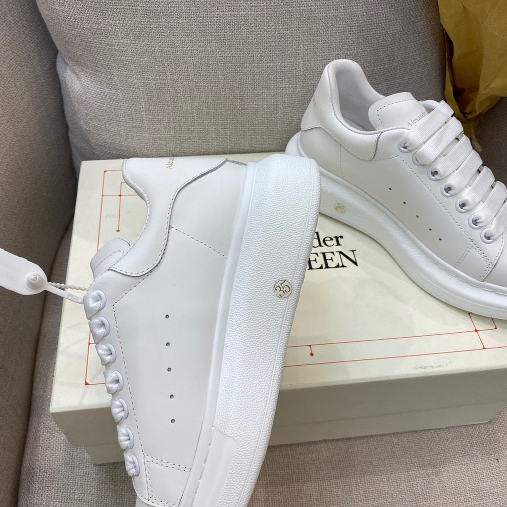 SE164  Men's Size 7-12   Women's Size 4-10