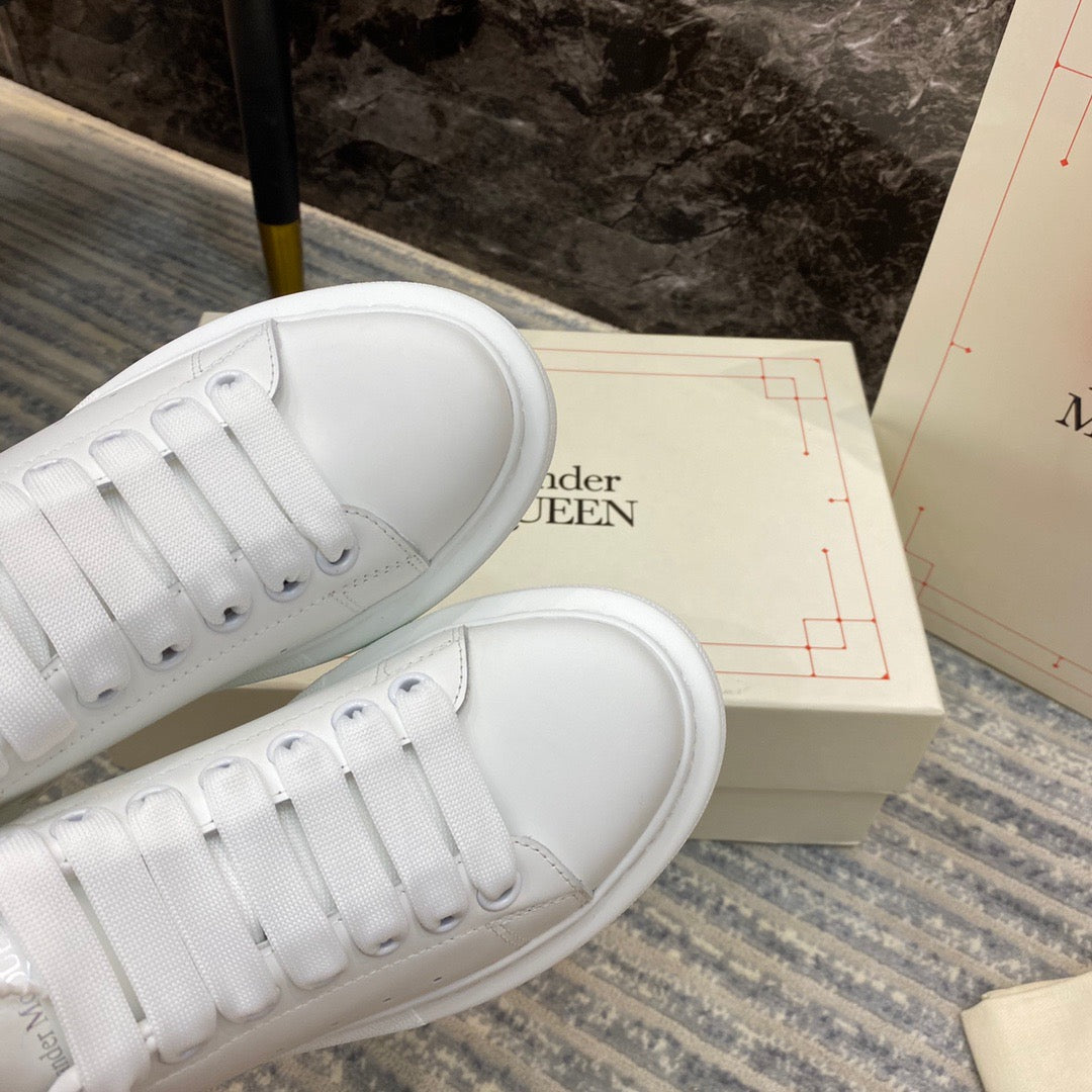 SE164  Men's Size 7-12   Women's Size 4-10