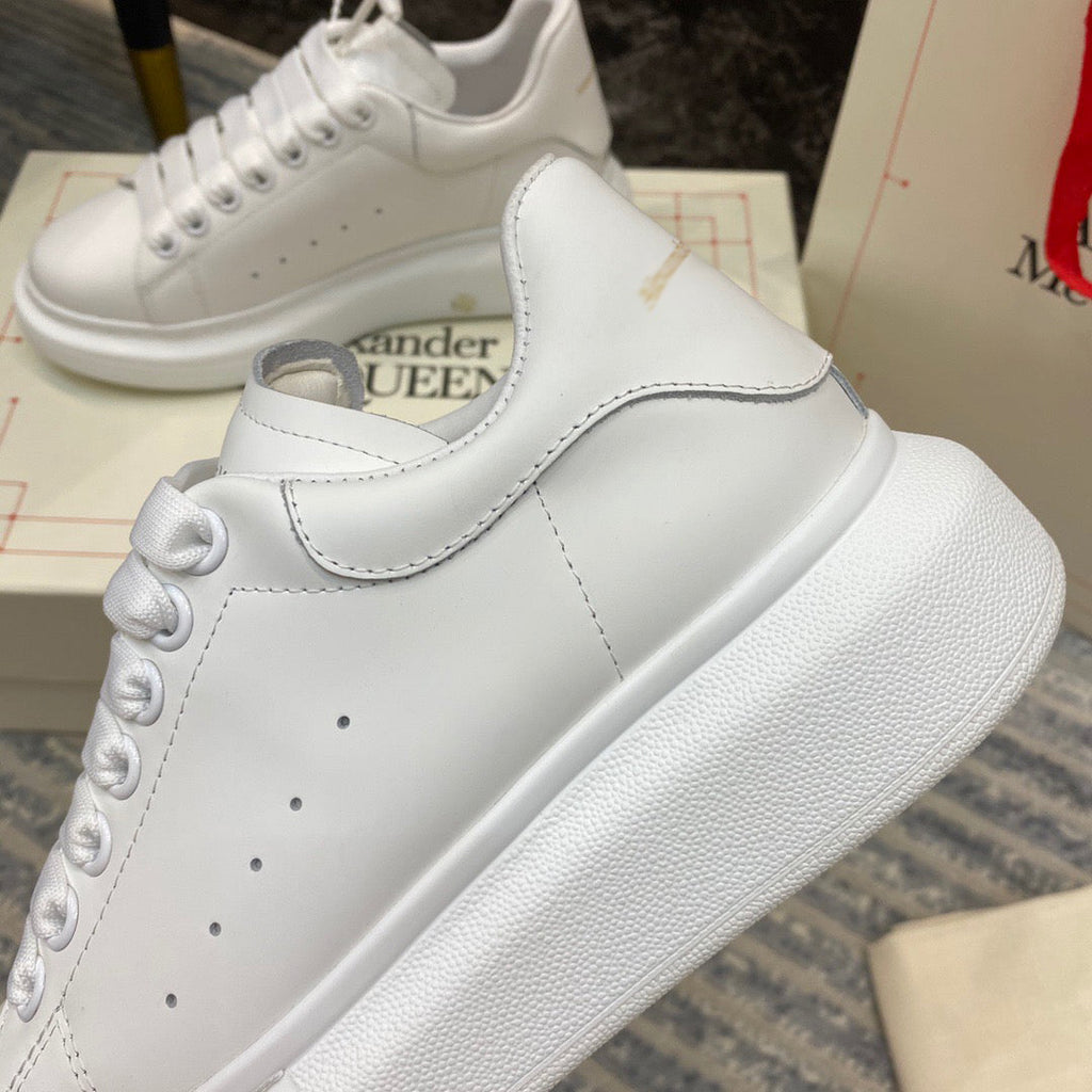 SE164  Men's Size 7-12   Women's Size 4-10