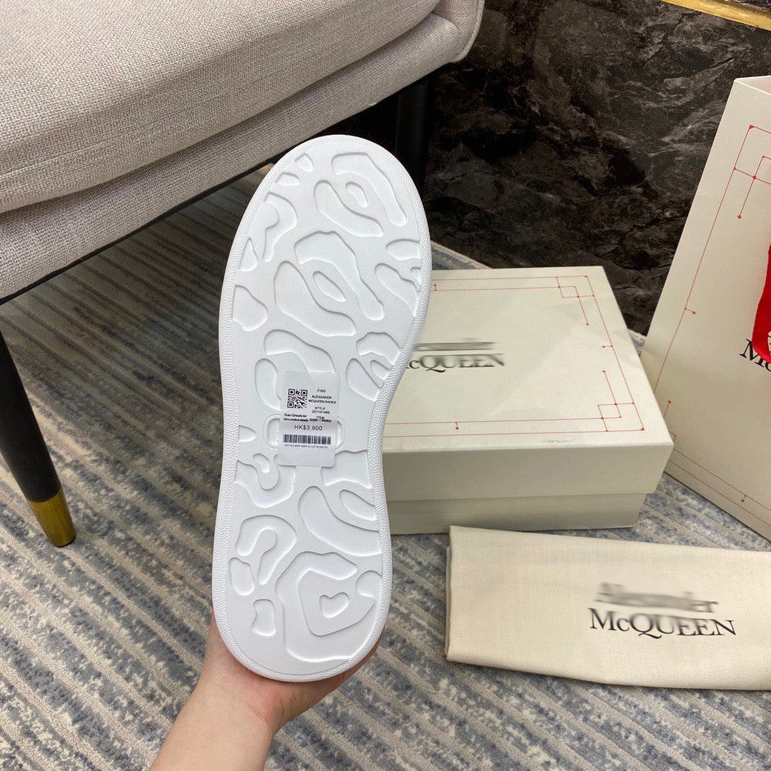 SE164  Men's Size 7-12   Women's Size 4-10