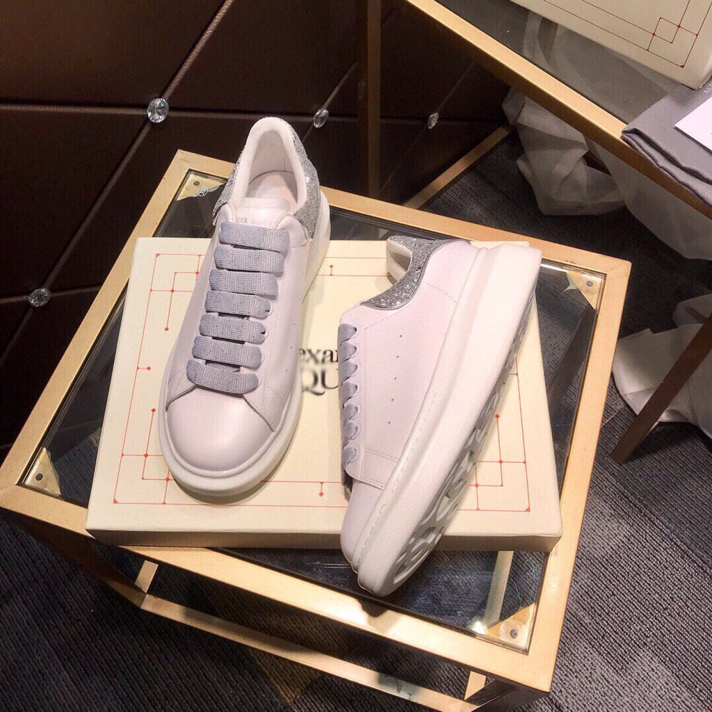 SE166 Men's Size 7-12   Women's Size 4-10