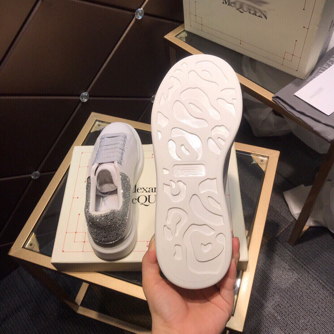 SE166 Men's Size 7-12   Women's Size 4-10