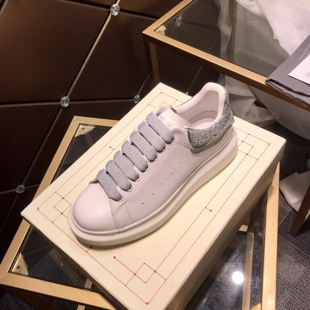 SE166 Men's Size 7-12   Women's Size 4-10