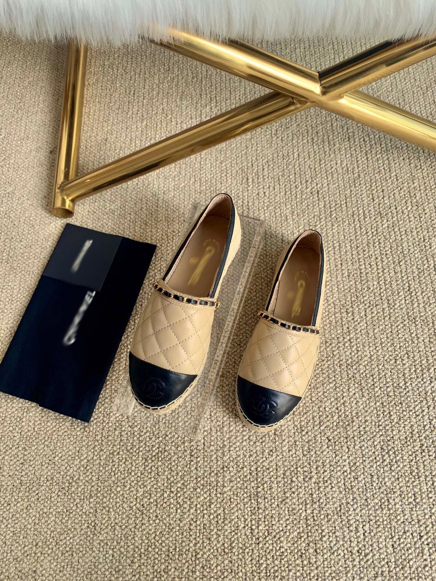 SE220 Size4-10