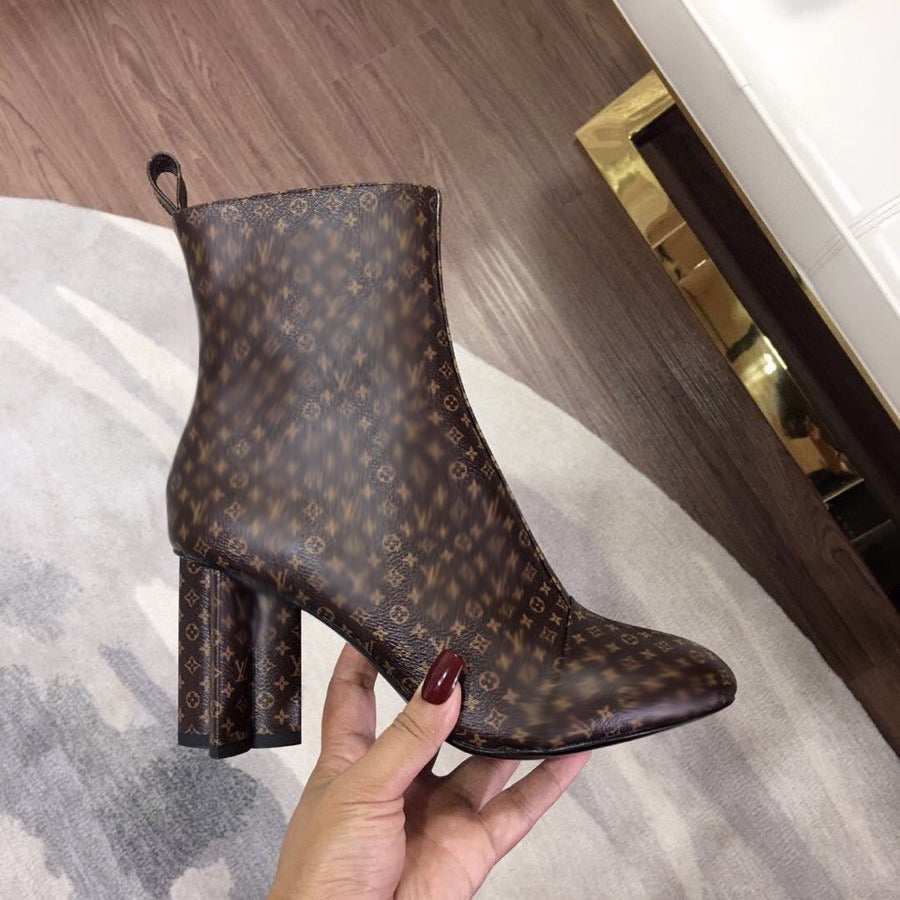 SE232 Size 4-10