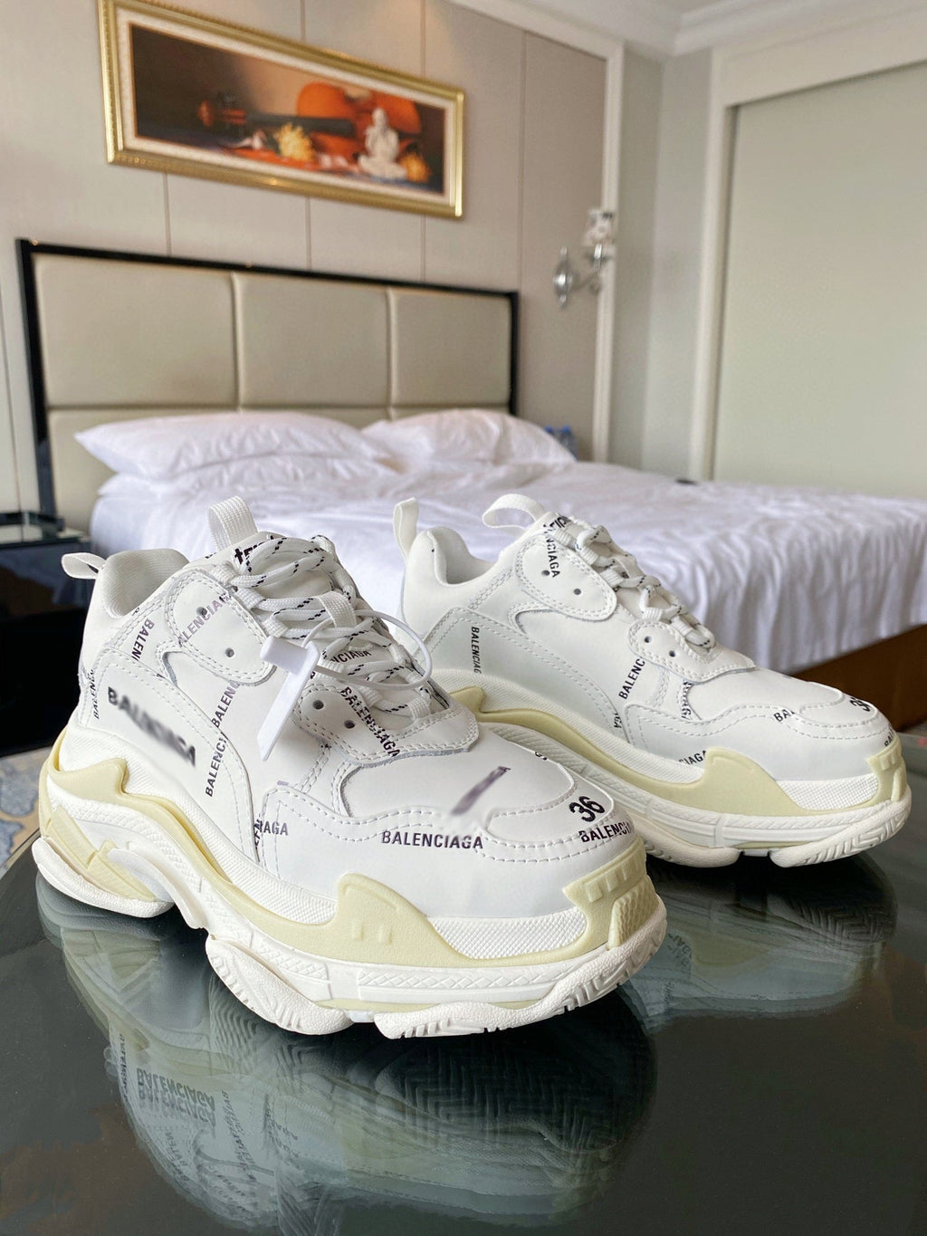 SE274  Men's Size 7-11   Women's Size 5-10
