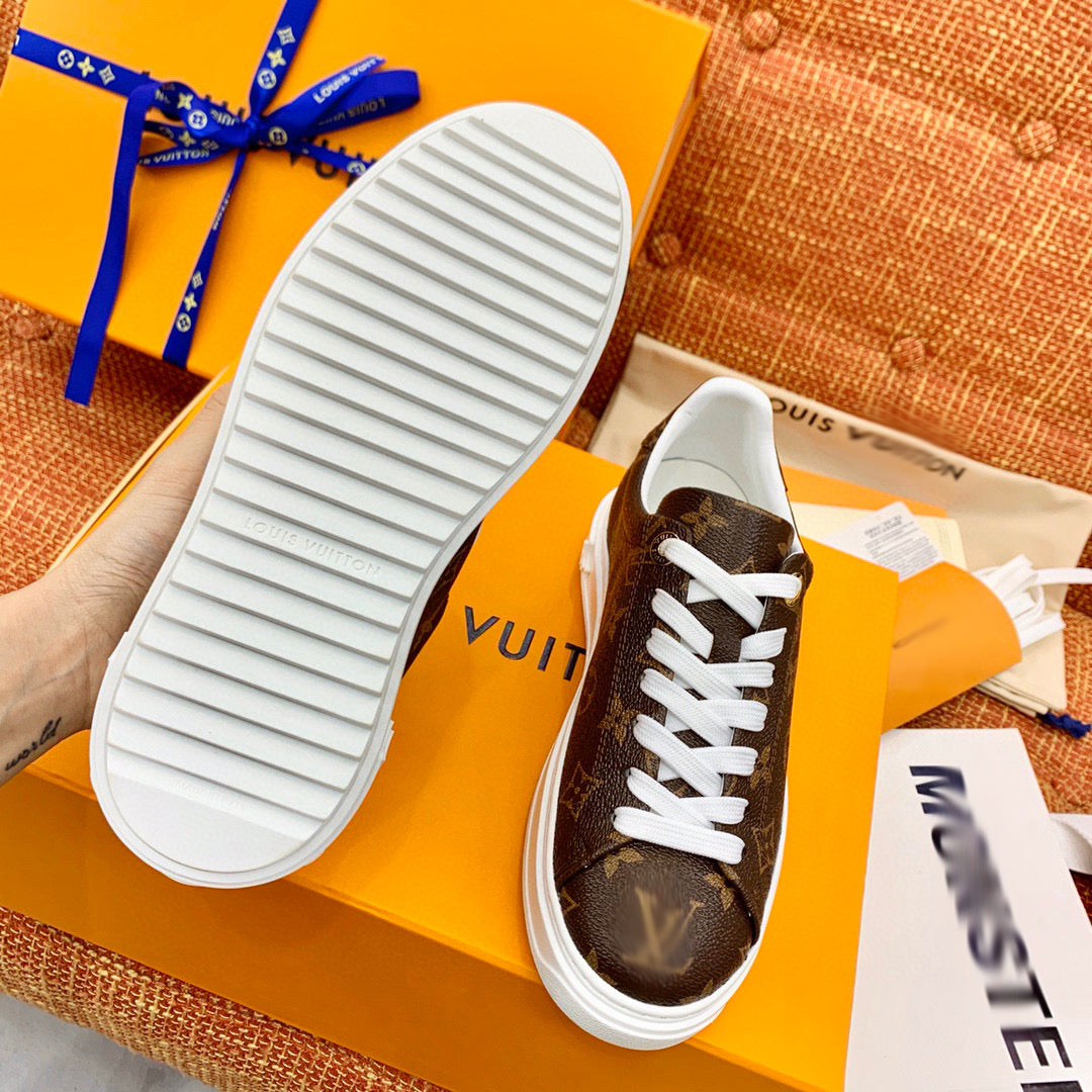 SE276  Men's Size 7-10  Women's Size 5-10