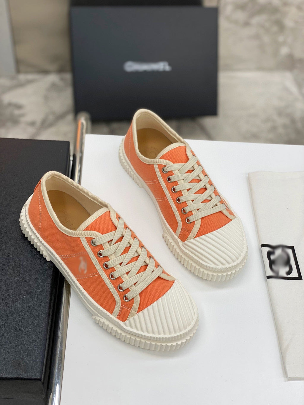 SE300  Size35-39