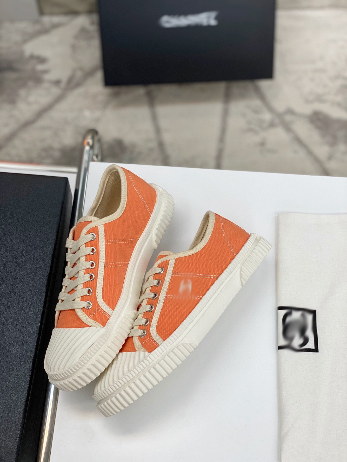 SE300  Size35-39