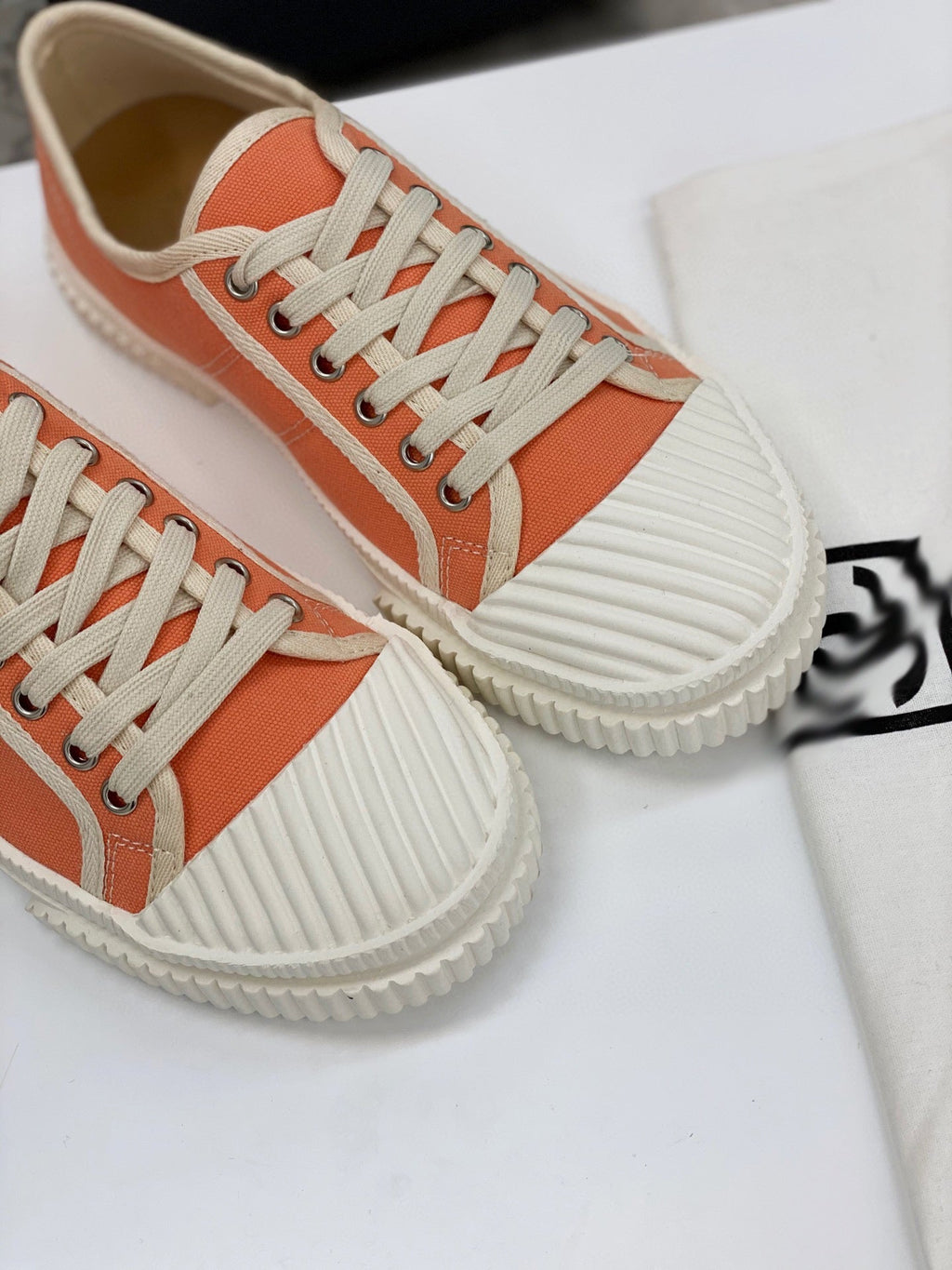 SE300  Size35-39