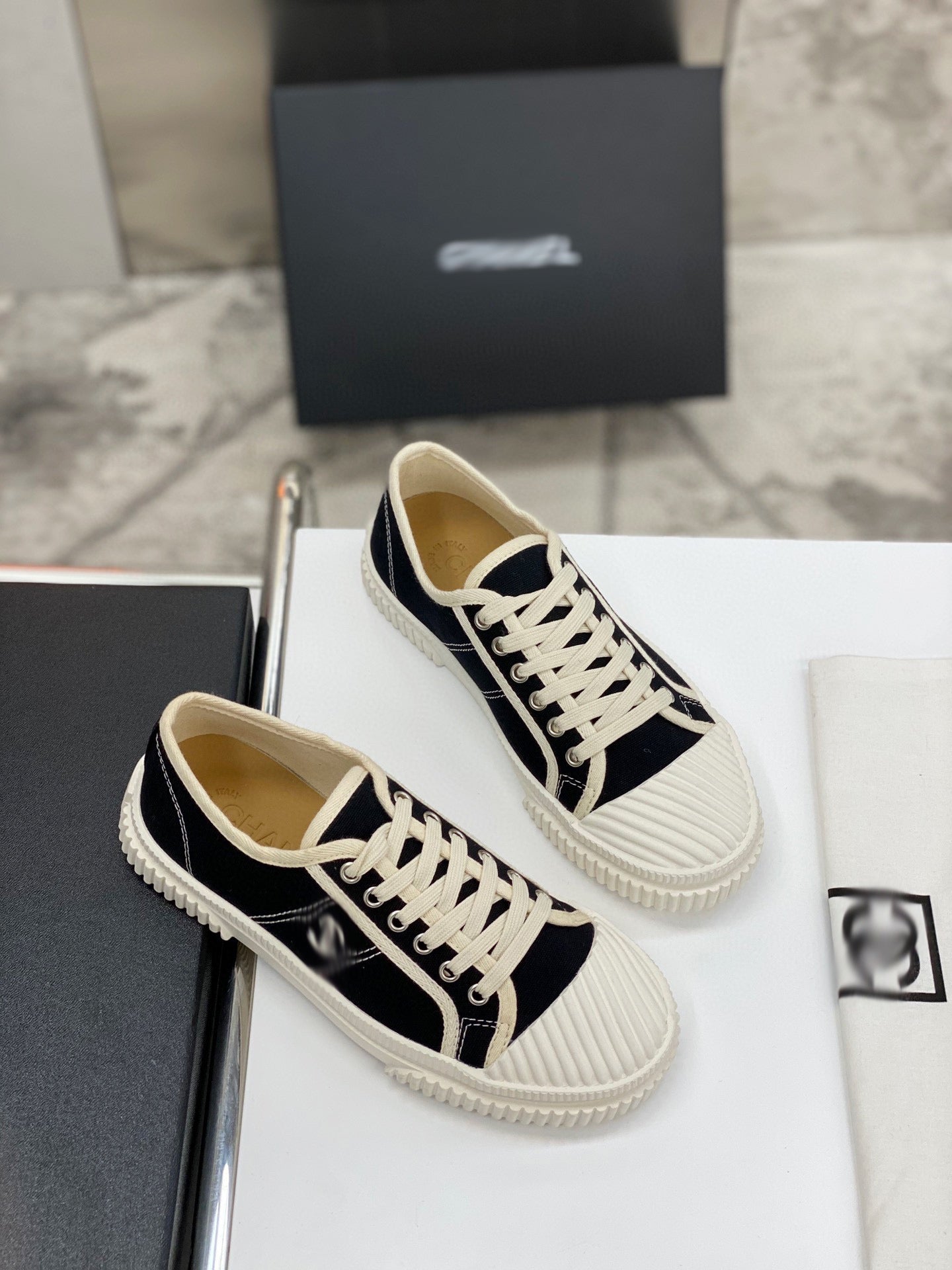 SE301 Size35-39