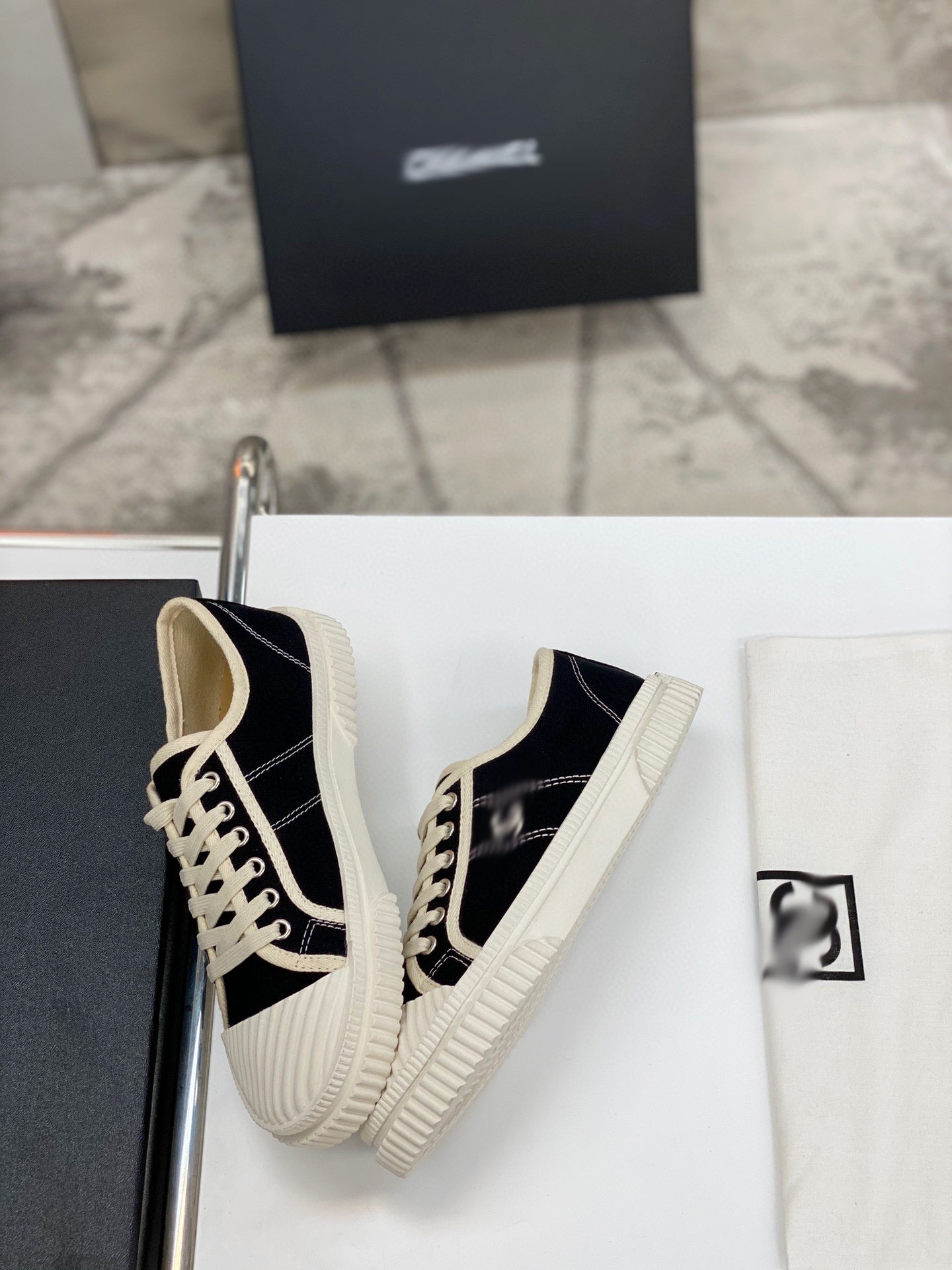 SE301 Size35-39