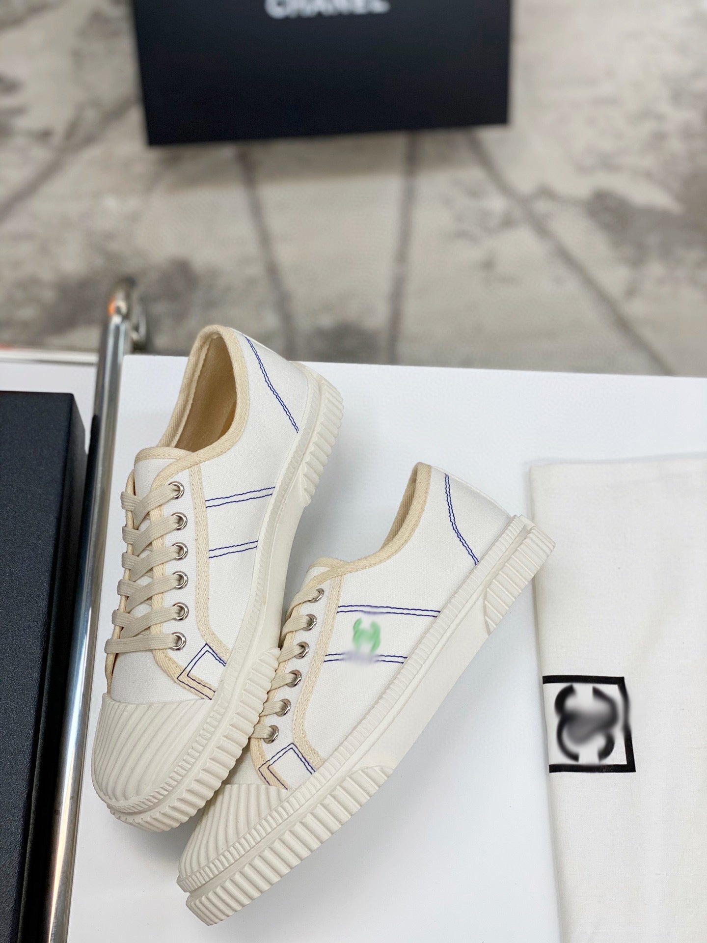 SE302  Size35-39