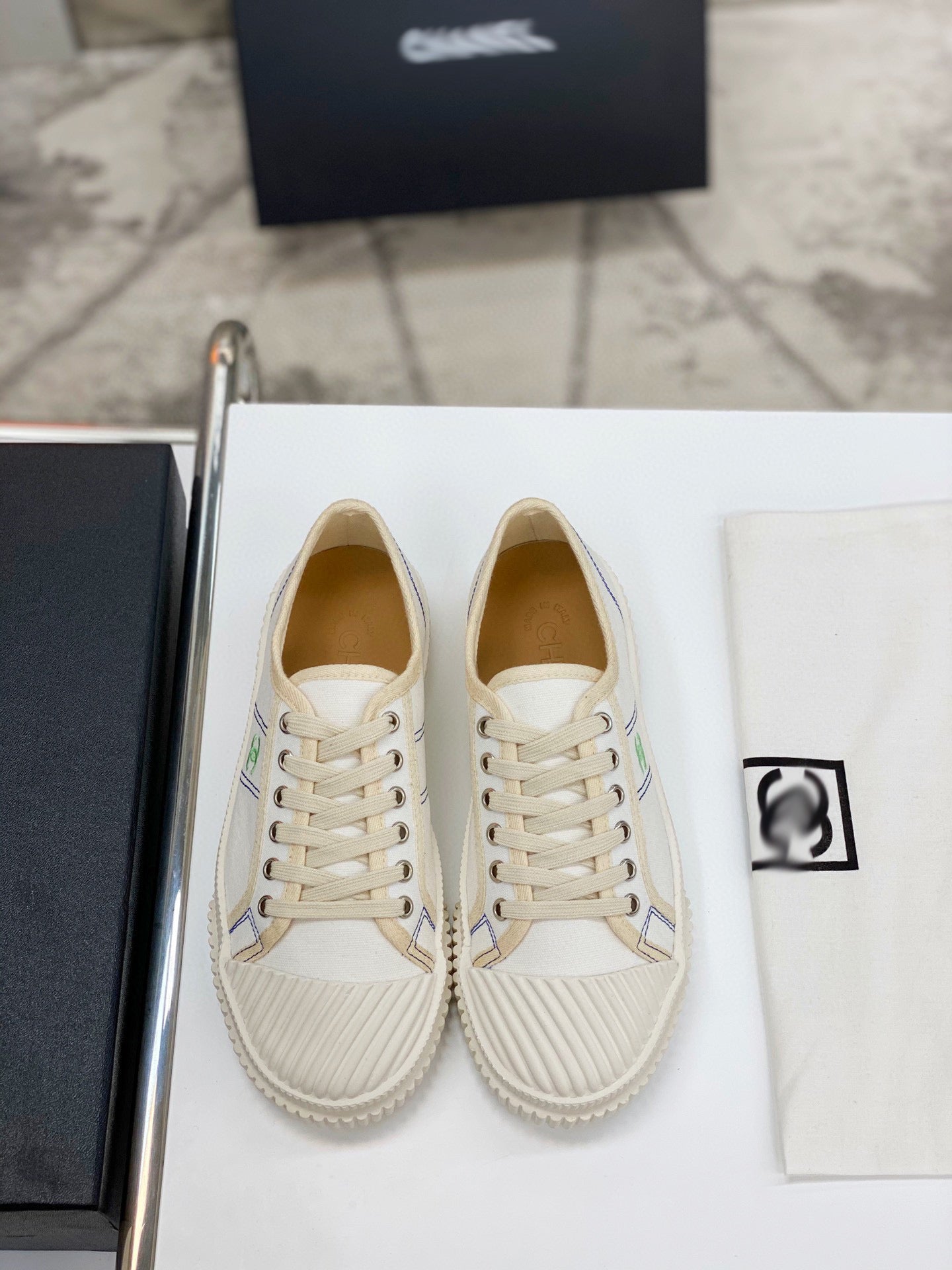 SE302  Size35-39