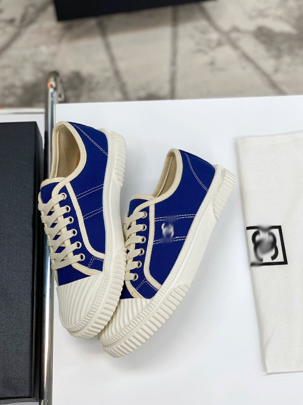 SE303 Size35-39