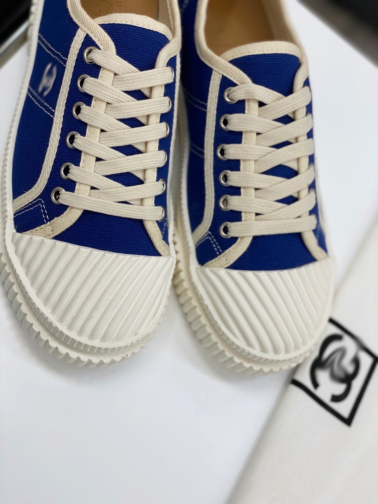 SE303 Size35-39