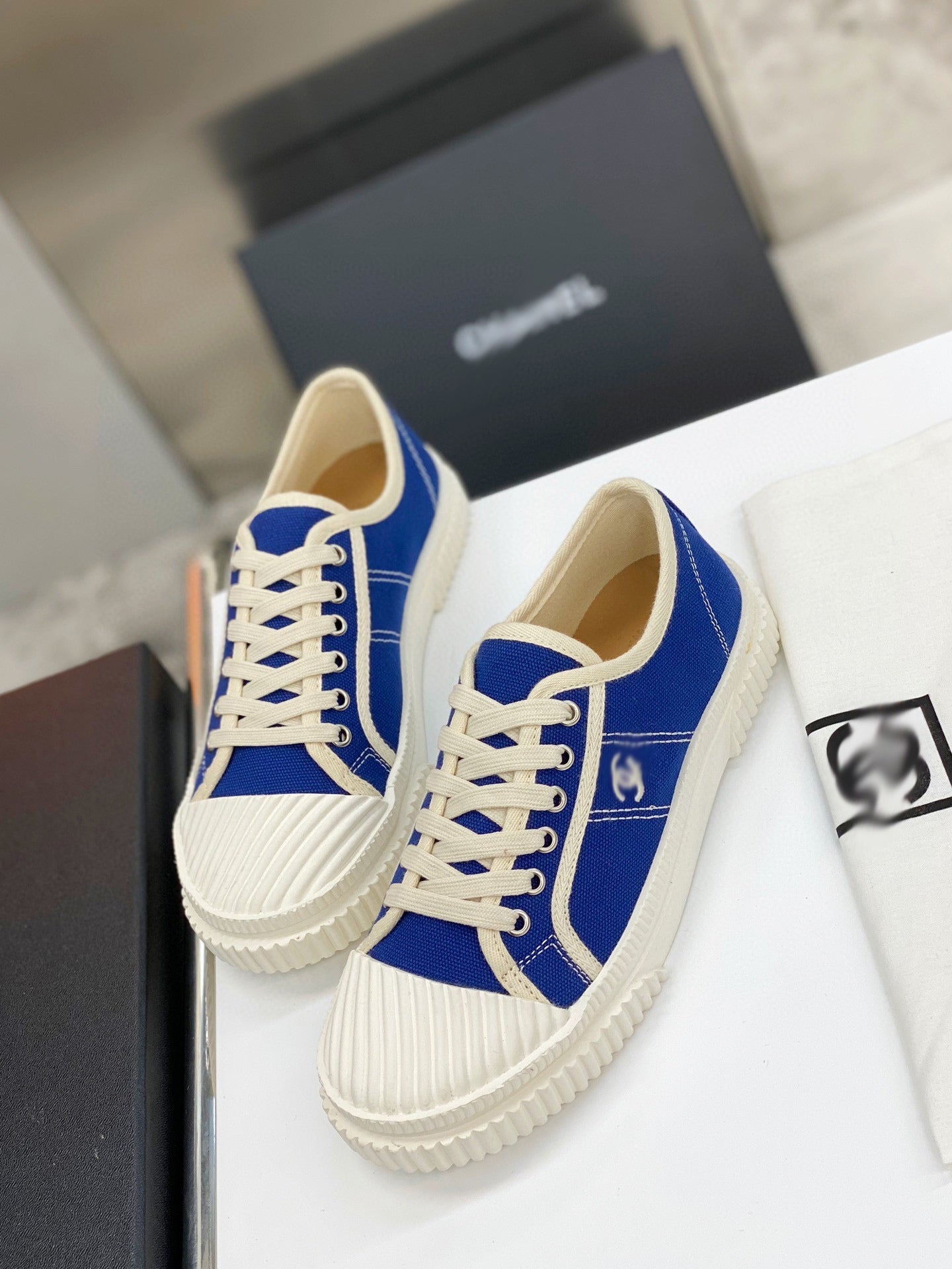 SE303 Size35-39