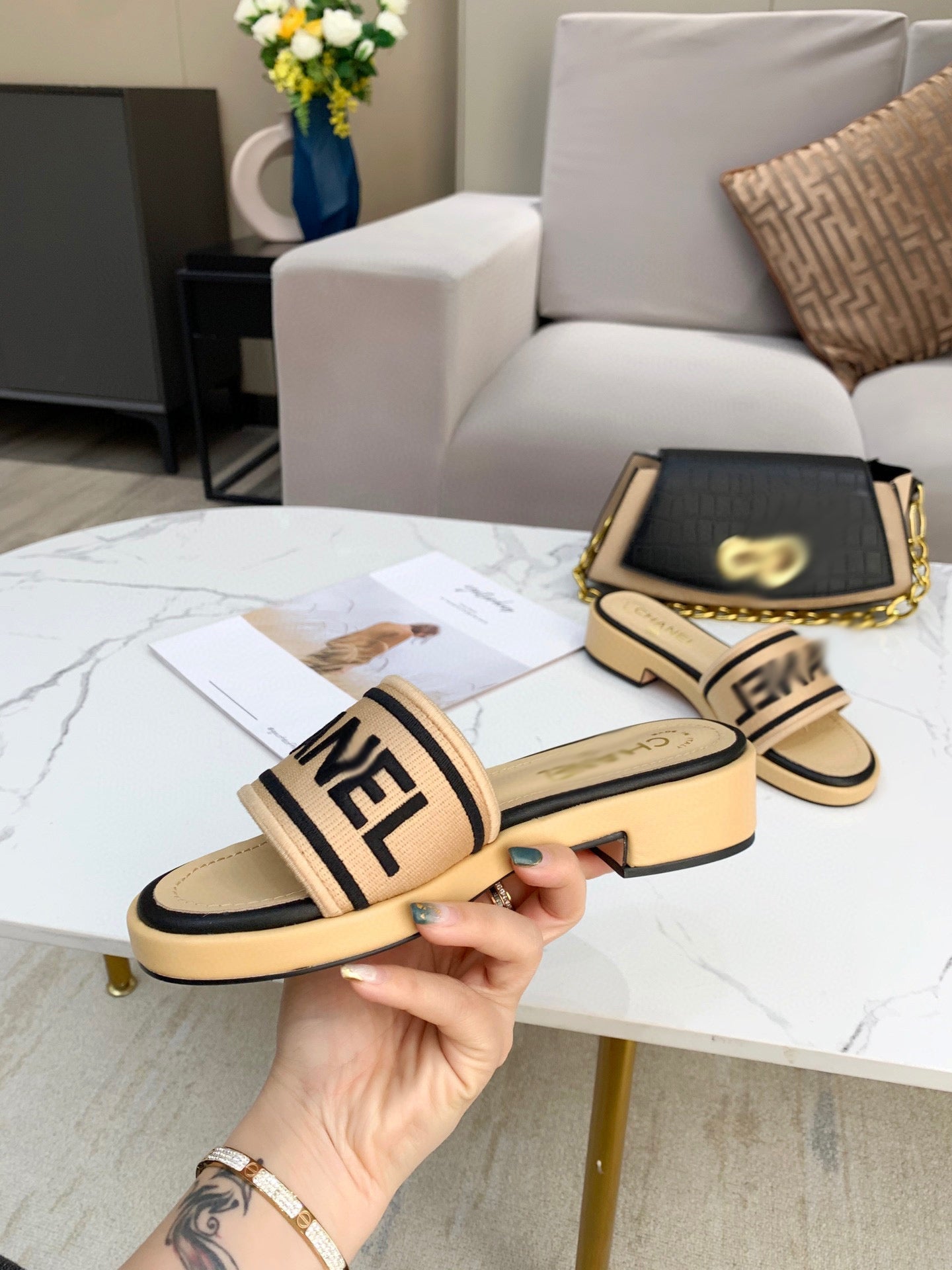 SE305  Size35-42