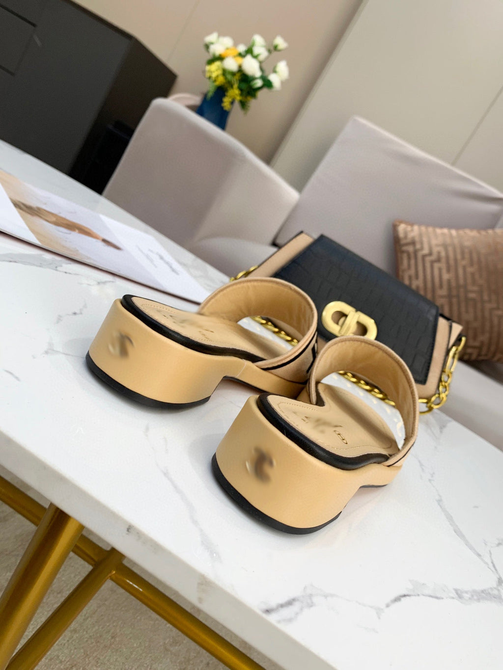 SE305  Size35-42