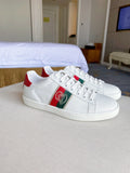 SE354 Men's Size 6-11  Women's Size 4-10