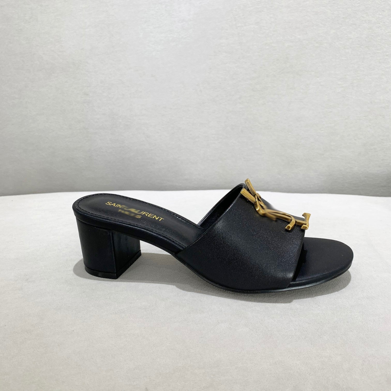 SE491 Size 5-12  Heels:5cm